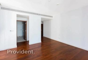 2-BD Apartment Sale, 1,000 sq. ft., Building 2B, City Walk, Dubai, UAE #4