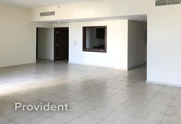 3-BD Apartment Sale, 1,000 sq. ft., West Heights 6, Business Bay, Dubai, UAE #2
