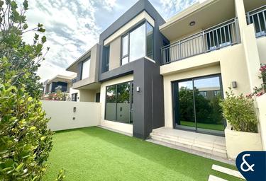 4-BD Townhouse Sale, 2,387 sq. ft., Maple 2, Maple at Dubai Hills Estate, Dubai Hills Estate, Dubai, UAE #1 4-BD Townhouse Sale, 2,387 sq. ft., Maple 2, Maple at Dubai Hills Estate, Dubai Hills Estate, Dubai, UAE #1