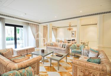 3-BD Apartment Sale, 1,000 sq. ft., Palazzo Versace, Culture Village, Dubai, UAE #2