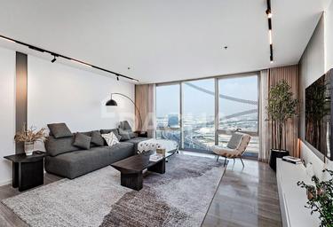 3-BD Apartment Sale, 1,000 sq. ft., D1 Tower, Culture Village, Dubai, UAE #2