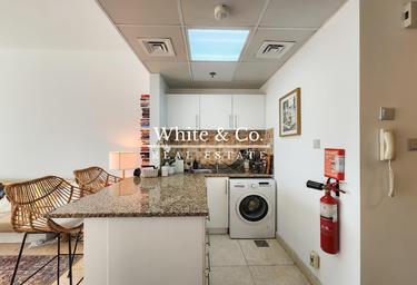 Apartment Sale, 426 sq. ft., Safeer Tower 1, Safeer Towers, Business Bay, Dubai, UAE #4