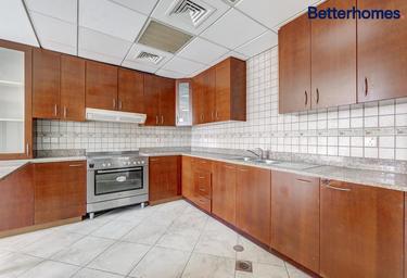 3-BD Apartment Sale, 1,000 sq. ft., Abbey Crescent 2, Abbey Crescent, Motor City, Dubai, UAE #2