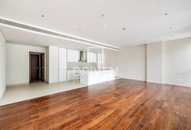 3-BD Apartment Sale, 1,000 sq. ft., Building 19, City Walk, Dubai, UAE #1 3-BD Apartment Sale, 1,000 sq. ft., Building 19, City Walk, Dubai, UAE #1