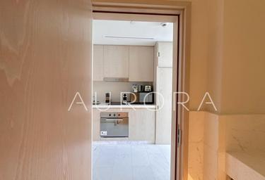 Apartment Sale, 523 sq. ft., The Palm Tower, Palm Jumeirah, Dubai, UAE #4