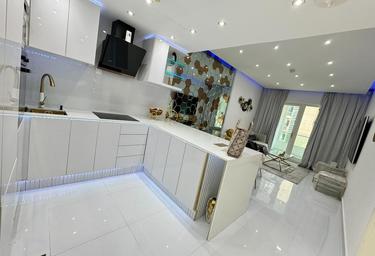 1-BD Apartment Sale, 726 sq. ft., Manchester Tower, Dubai Marina, Dubai, UAE #3