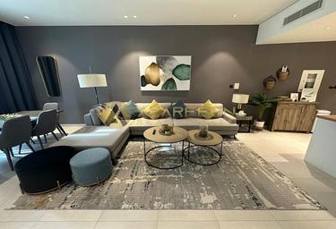 3-BD Apartment Sale, 1,000 sq. ft., Beverly Residence, Jumeirah Village Circle, Dubai, UAE #1
