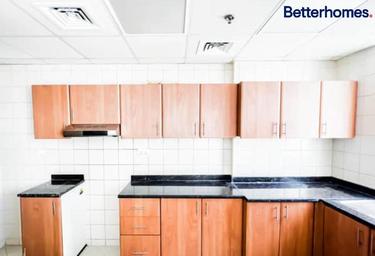1-BD Apartment Sale, 826 sq. ft., Hub Canal 1, Hub-Golf Towers, Dubai Sports City, Dubai, UAE #4