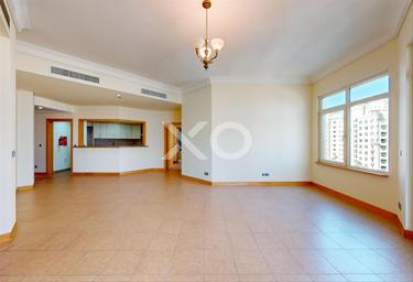 3-BD Apartment Sale, 1,000 sq. ft., Al Hamri, Shoreline Apartments, Palm Jumeirah, Dubai, UAE #1