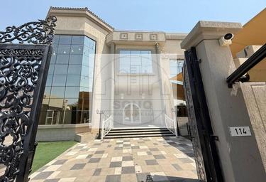 Продажа коттеджа 8 000 фут², 8 спален, Seih Al Ghubb, Ras Al Khaimah, UAE #1 Продажа коттеджа 8 000 фут², 8 спален, Seih Al Ghubb, Ras Al Khaimah, UAE #1