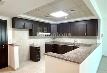2-BD Apartment Sale, 1,000 sq. ft., Churchill Residency Tower, Churchill Towers, Business Bay, Dubai, UAE #3