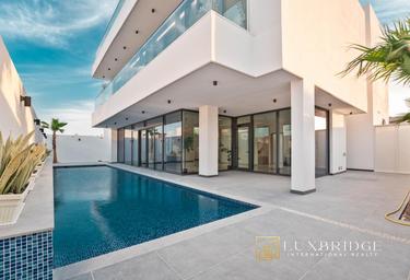 Продажа коттеджа 5 105 фут², 5 спален в ЖК «Nad Al Sheba Gardens Phase 2 By Meraas», Nad Al Sheba Gardens, Nad Al Sheba 1, Nad Al Sheba, Dubai, UAE #1 Продажа коттеджа 5 105 фут², 5 спален в ЖК «Nad Al Sheba Gardens Phase 2 By Meraas», Nad Al Sheba Gardens, Nad Al Sheba 1, Nad Al Sheba, Dubai, UAE #1