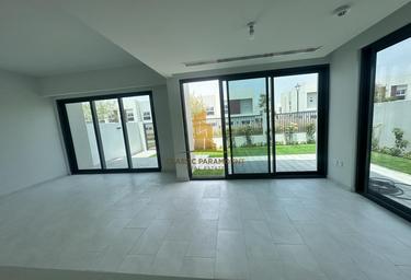4-BD Townhouse Sale, 2,489 sq. ft. at La Rosa Phase 5 By Dubai Properties, La Rosa 5, Villanova, Dubai Land, Dubai, UAE #3 4-BD Townhouse Sale, 2,489 sq. ft. at La Rosa Phase 5 By Dubai Properties, La Rosa 5, Villanova, Dubai Land, Dubai, UAE #3