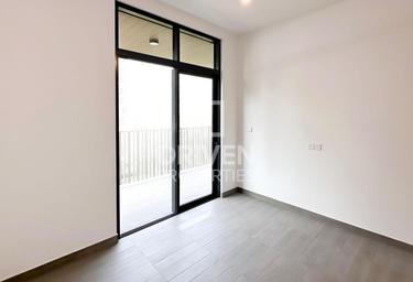 1-BD Apartment Sale, 823 sq. ft., Kensington Waters A, Kensington Waters, Mohammed Bin Rashid City, Dubai, UAE #4
