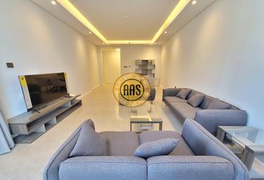 2-BD Apartment Sale, 1,000 sq. ft., Diamond Building, Jumeirah Garden City, Al Satwa, Dubai, UAE #1