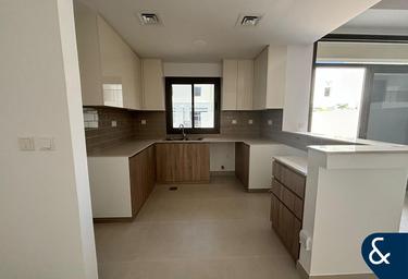 3-BD House Sale, 2,023 sq. ft. at Reem Townhouses, Reem Townhouses, Town Square, Dubai, UAE #4