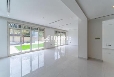 4-BD House Sale, 7,593 sq. ft., Regional, Jumeirah Park, Dubai, UAE #4