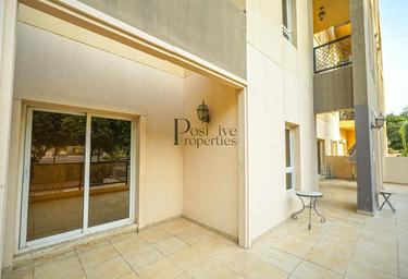 2-BD Apartment Sale, 1,000 sq. ft., Al Thamam 57, Remraam, Dubai Land, Dubai, UAE #4