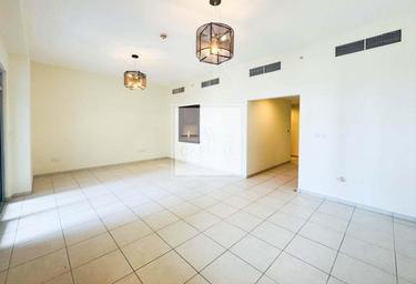 2-BD Apartment Sale, 1,000 sq. ft., East Heights 3, Business Bay, Dubai, UAE #1