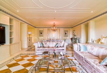 2-BD Apartment Sale, 1,000 sq. ft., Palazzo Versace, Culture Village, Dubai, UAE #3