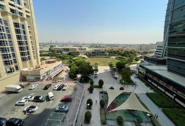 1-BD Apartment Sale, 776 sq. ft., Saba Towers, JLT Cluster Q, Jumeirah Lake Towers, Dubai, UAE #1