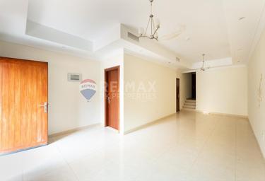 3-BD Townhouse Sale, 1,384 sq. ft., Mirabella 5, Mirabella, Jumeirah Village Circle, Dubai, UAE #2 3-BD Townhouse Sale, 1,384 sq. ft., Mirabella 5, Mirabella, Jumeirah Village Circle, Dubai, UAE #2