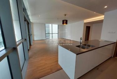 3-BD Apartment Sale, 1,000 sq. ft., Building 11B, City Walk, Dubai, UAE #1