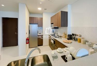 3-BD Apartment Sale, 1,000 sq. ft., Palm View, Dubai Media City, Dubai, UAE #4