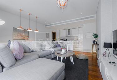 2-BD Apartment Sale, 1,000 sq. ft., Building 2A, City Walk, Dubai, UAE #1