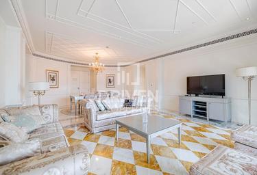 3-BD Apartment Sale, 1,000 sq. ft., Palazzo Versace, Culture Village, Dubai, UAE #1