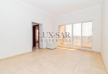 1-BD Apartment Sale, 681 sq. ft., Venetian, Canal Residence, Dubai Sports City, Dubai, UAE #2