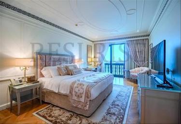 3-BD Apartment Sale, 1,000 sq. ft., Palazzo Versace, Culture Village, Dubai, UAE #2