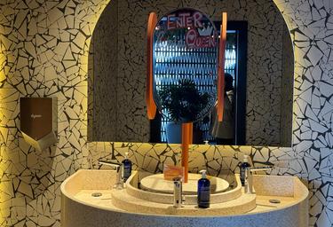 1-BD Apartment Sale, 637 sq. ft., Luxury Family Residences II, Luxury Family Residences, Business Bay, Dubai, UAE #3