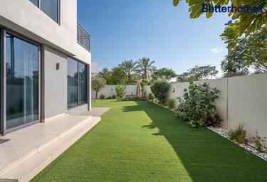 4-BD Townhouse Sale, 2,462 sq. ft., Maple 3, Maple at Dubai Hills Estate, Dubai Hills Estate, Dubai, UAE #2 4-BD Townhouse Sale, 2,462 sq. ft., Maple 3, Maple at Dubai Hills Estate, Dubai Hills Estate, Dubai, UAE #2