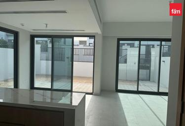4-BD Townhouse Sale, 2,745 sq. ft. at La Rosa Phase 2 By Dubai Properties, La Rosa 2, Villanova, Dubai Land, Dubai, UAE #3 4-BD Townhouse Sale, 2,745 sq. ft. at La Rosa Phase 2 By Dubai Properties, La Rosa 2, Villanova, Dubai Land, Dubai, UAE #3