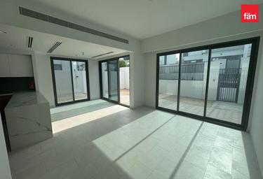4-BD Townhouse Sale, 2,745 sq. ft. at La Rosa Phase 2 By Dubai Properties, La Rosa 2, Villanova, Dubai Land, Dubai, UAE #2 4-BD Townhouse Sale, 2,745 sq. ft. at La Rosa Phase 2 By Dubai Properties, La Rosa 2, Villanova, Dubai Land, Dubai, UAE #2