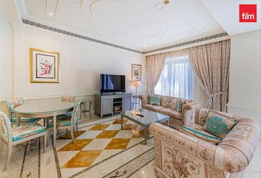 4-BD Apartment Sale, 1,000 sq. ft., Palazzo Versace, Culture Village, Dubai, UAE #3