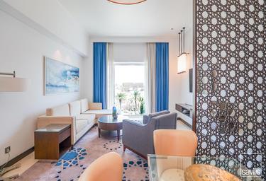 2-BD Apartment Sale, 1,000 sq. ft., Fairmont Marina Residences, The Marina, Abu Dhabi, UAE #3