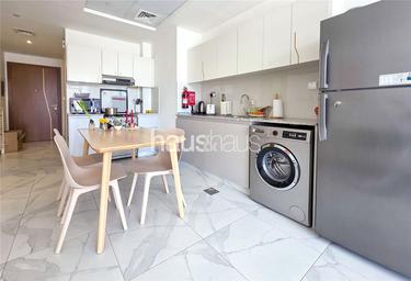 1-BD Apartment Sale, 887 sq. ft., Millennium Binghatti Residences, Business Bay, Dubai, UAE #3