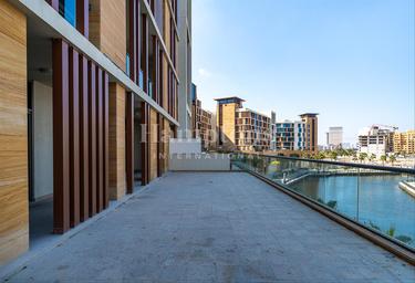 3-BD Apartment Sale, 1,000 sq. ft., Dubai Wharf Tower 2, Dubai Wharf, Al Jaddaf, Dubai, UAE #1