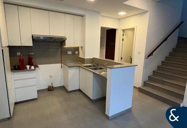 3-BD House Sale, 2,022 sq. ft., Zahra Townhouses, Town Square, Dubai, UAE #3 3-BD House Sale, 2,022 sq. ft., Zahra Townhouses, Town Square, Dubai, UAE #3
