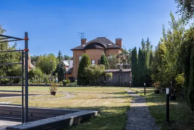 Продажа коттеджа 647 м², 5 спален, коттеджный посёлок Изумрудная долина, деревня Ширяево, Филимонковский район, Новомосковский административный округ, Москва, Россия #4