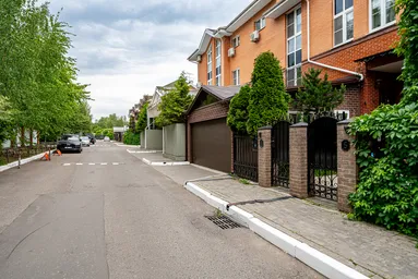4-BD Townhouse Sale, 285 sq. m., KP Rodniki, Odintsovo, Moscow Region, Russia #1