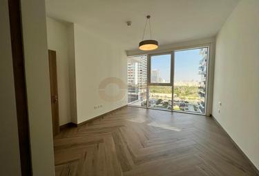 2-BD Apartment Sale, 1,000 sq. ft. at Park Views Residences B, 1 Residences, Al Kifaf, Zabeel, Dubai, UAE #4