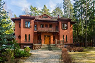 Продажа коттеджа 763 м², 5 спален #1