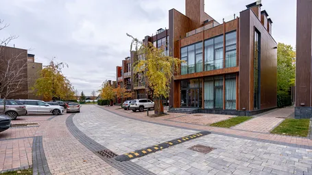 1-BD Townhouse Sale, 169 sq. m. at Футуро Парк, Pokrovskoye Village, Istra City District, Moscow Region, Russia #2 1-BD Townhouse Sale, 169 sq. m. at Футуро Парк, Pokrovskoye Village, Istra City District, Moscow Region, Russia #2
