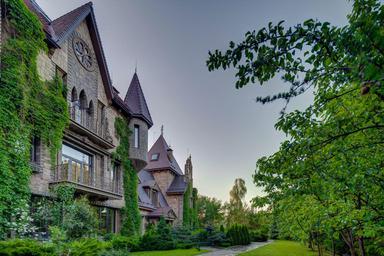 8-BD House Sale, 2,500平方米 at Посёлок Москворецкого Леспаркхоза, Odintsovskiy City District, Moscow Region, Russia #1